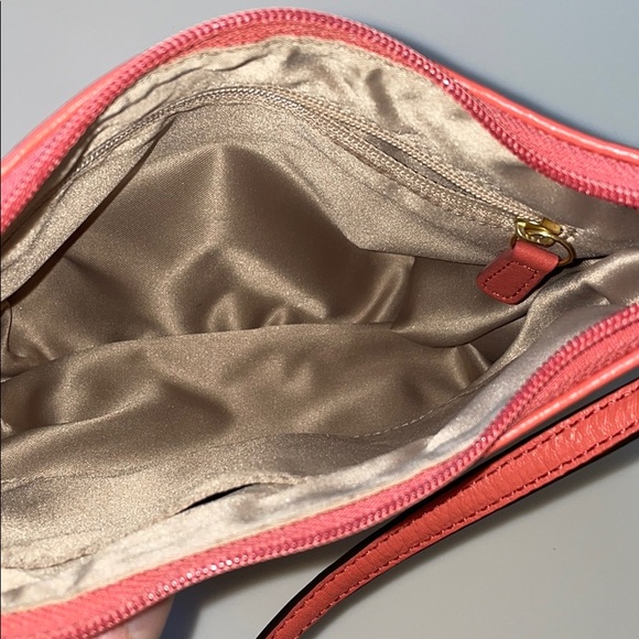 Coral Coach leather crossbody - Picture 6 of 7